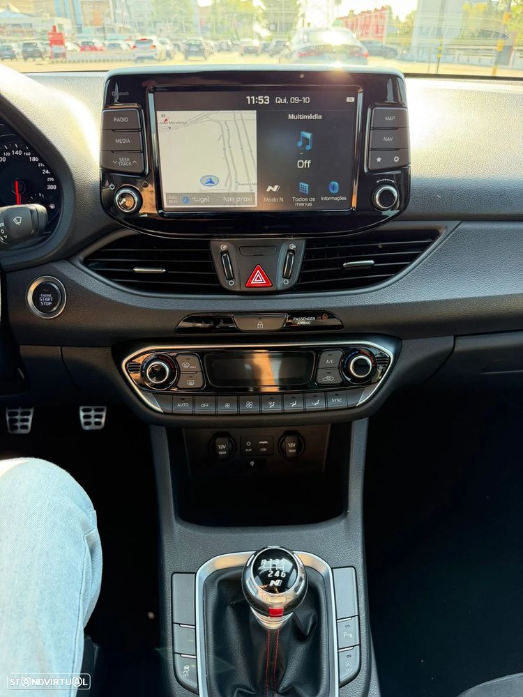 Hyundai i30 Fastback N - 12