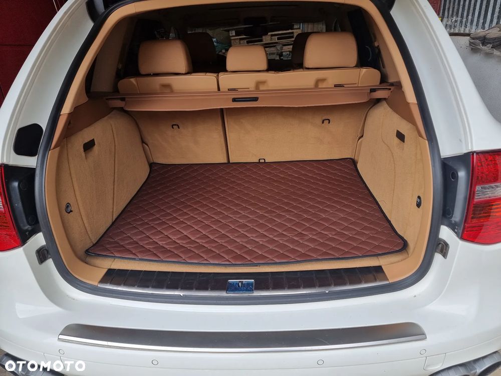 Porsche Cayenne - 12