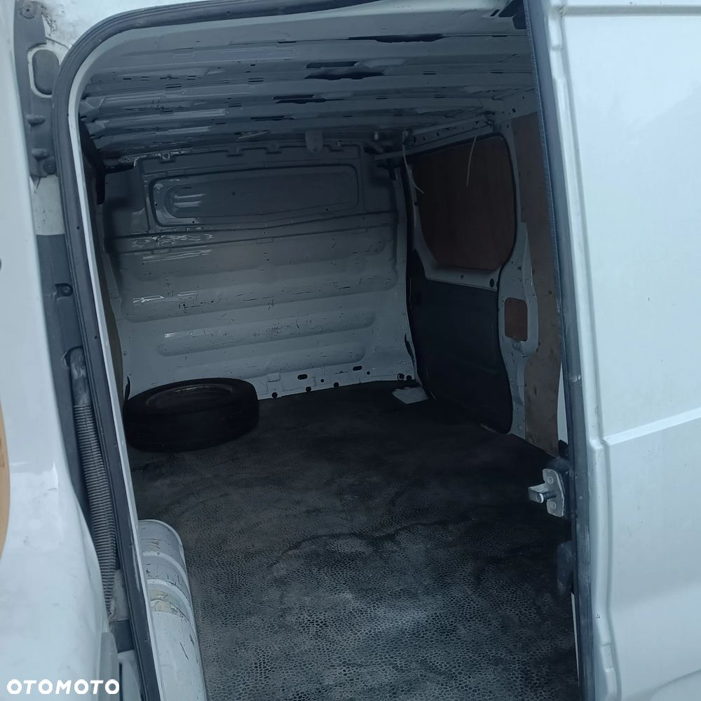 Opel vivaro - 7