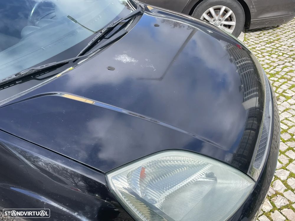 Ford Fiesta 1.25 Ghia - 18