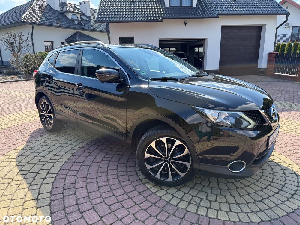 Nissan Qashqai 1.6 dCi DPF tekna - 1