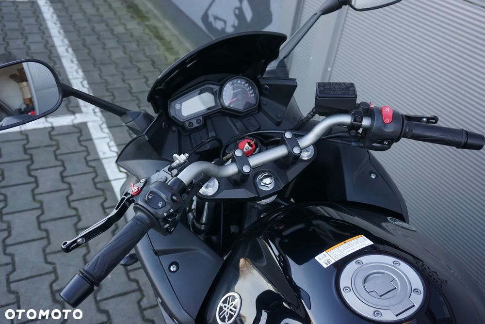 Yamaha XJ - 18