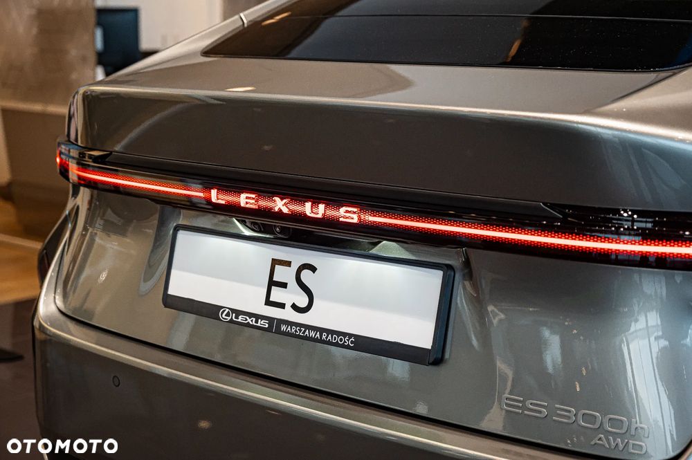 Lexus ES - 13