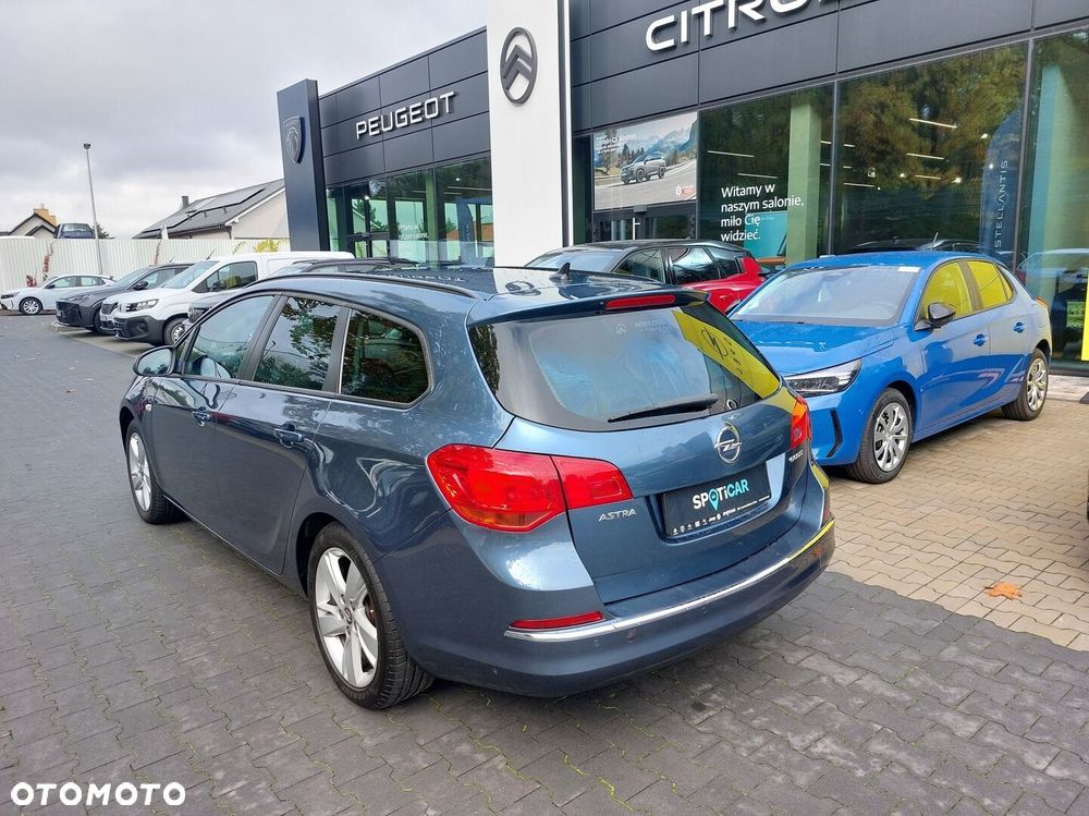 Opel Astra - 3