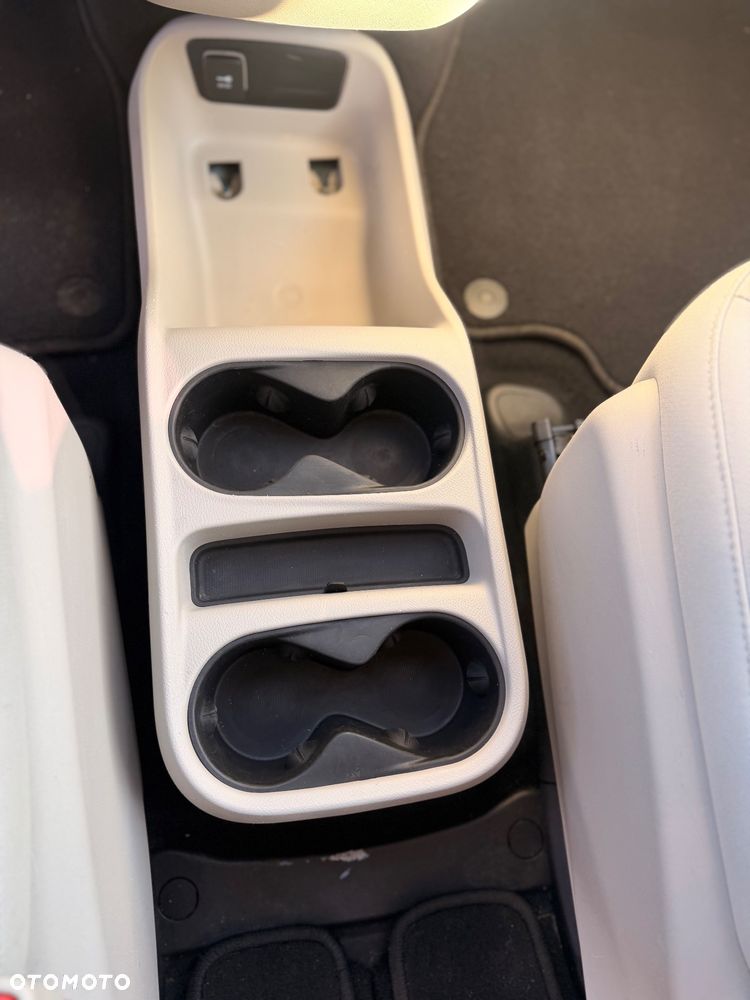 Chrysler Pacifica - 15