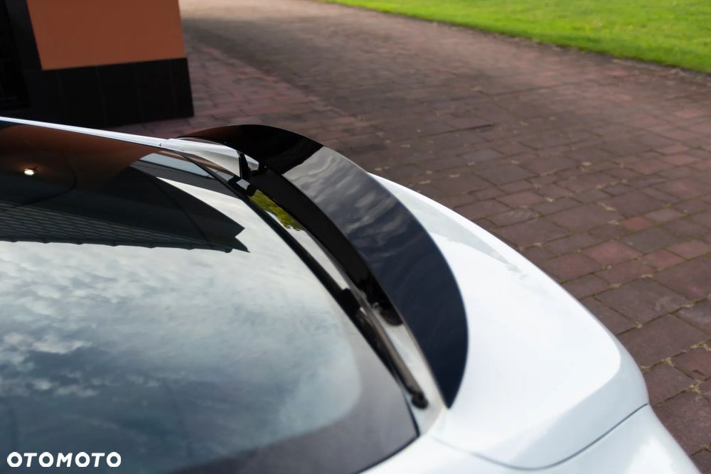 Bentley Continental GT - 38