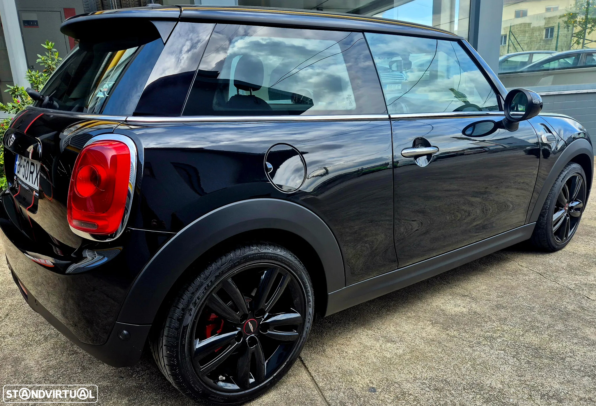 MINI 3 Portas One - 27