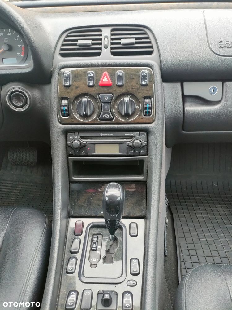 Mercedes-Benz CLK - 14