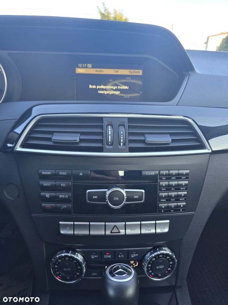 Mercedes-Benz Klasa C 200 CDI DPF Automatik Classic - 16