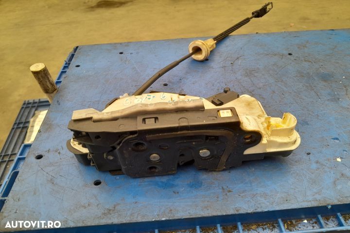 Broasca usa stanga 5K1837015B Volkswagen VW Golf 6 [2008 - 2015] Hatc - 2