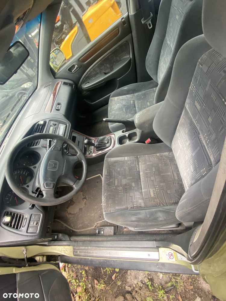 Honda Accord na części - 3