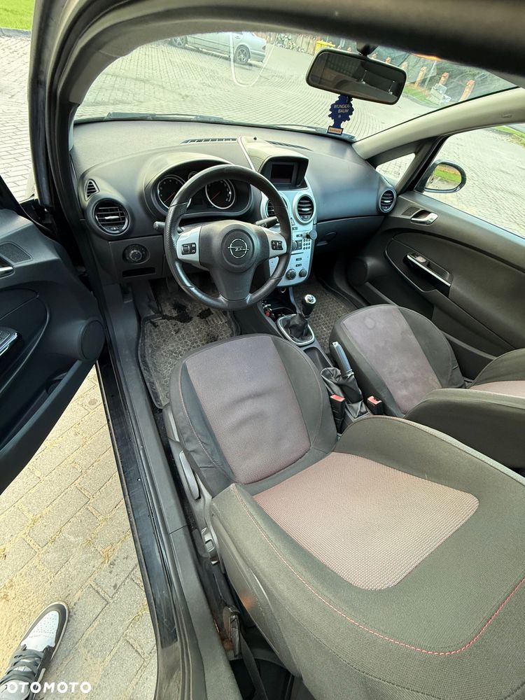 Opel Corsa 1.4 16V Sport - 22