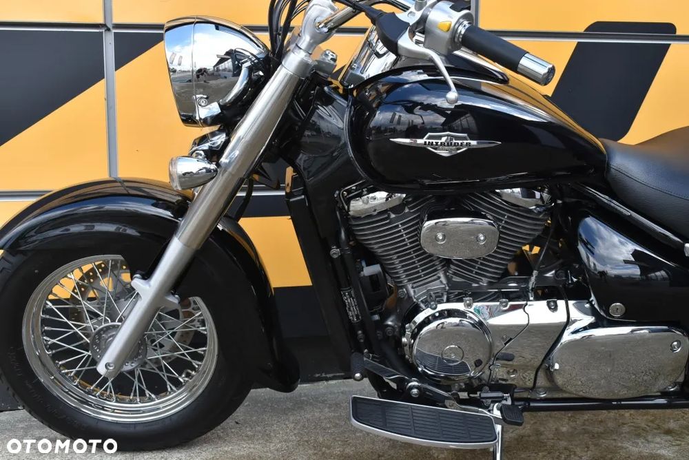 Suzuki Intruder - 9