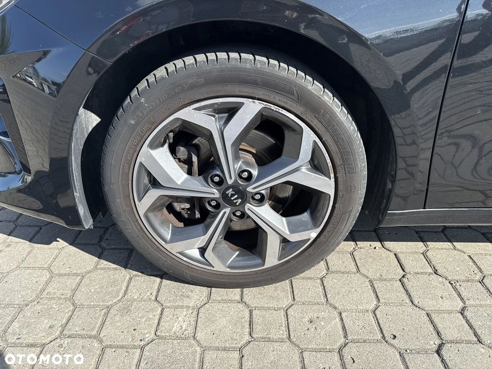Kia Ceed 1.4 L - 18