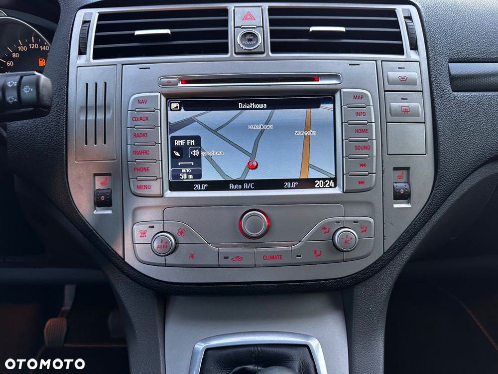 Ford Kuga 2.0 TDCi 2x4 Titanium - 21