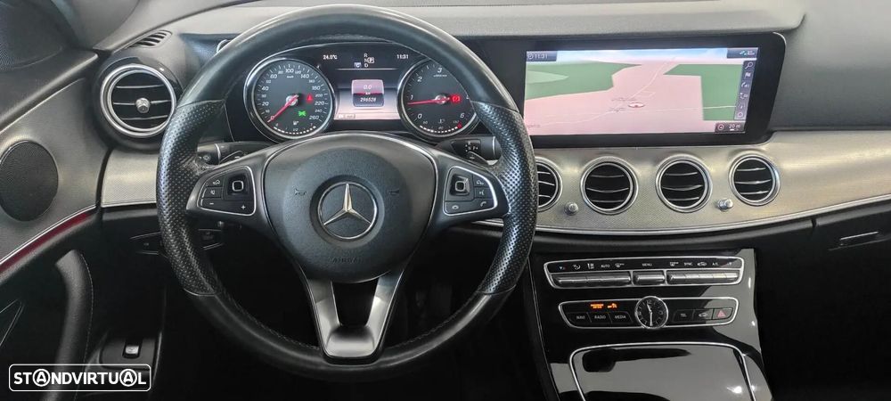 Mercedes-Benz E 220 d Avantgarde - 26