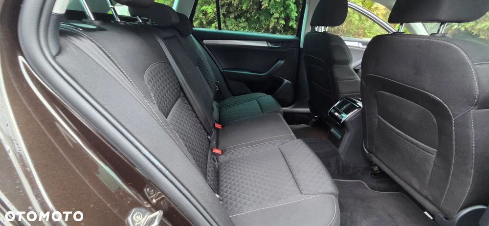 Skoda Superb Combi 1.4 TSI ACT Ambition - 35