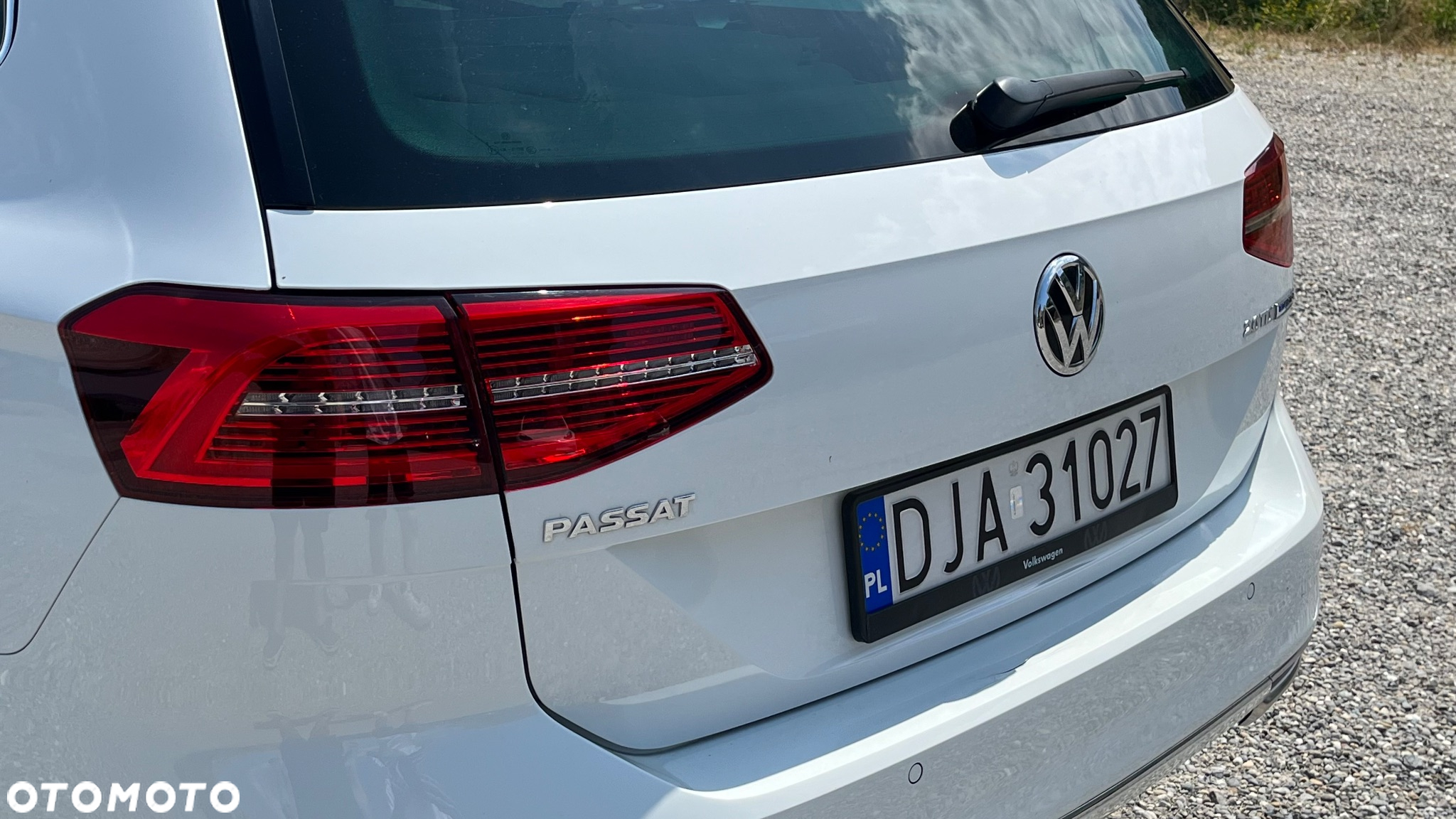Volkswagen Passat - 16