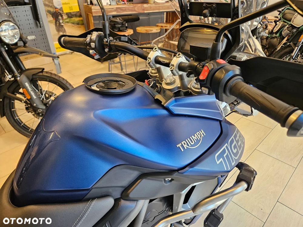 Triumph Tiger - 9