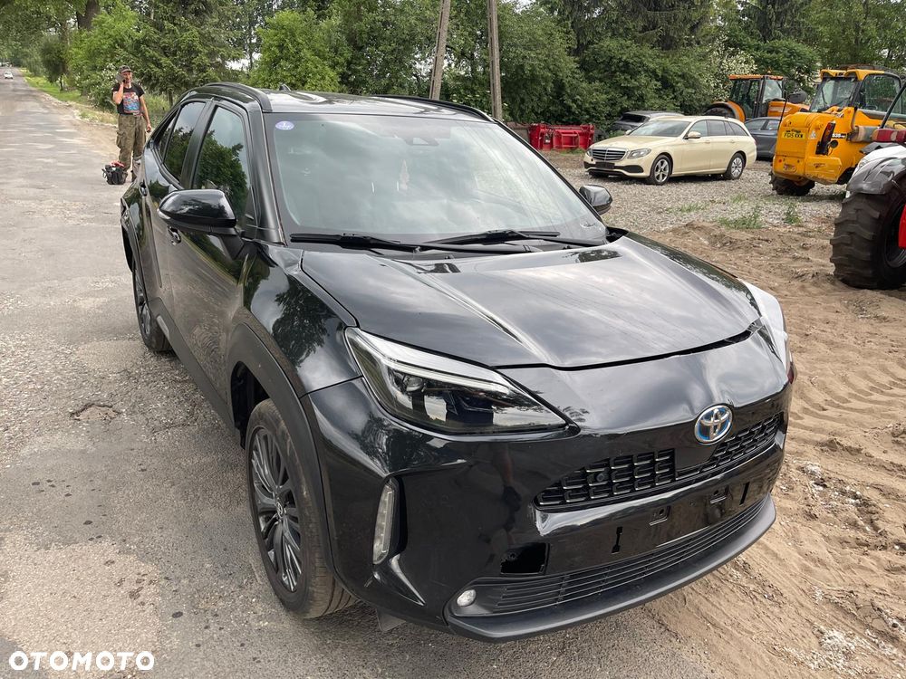 Toyota Yaris Cross 1.5 VVT-i AWD-i Premiere Edition - 2