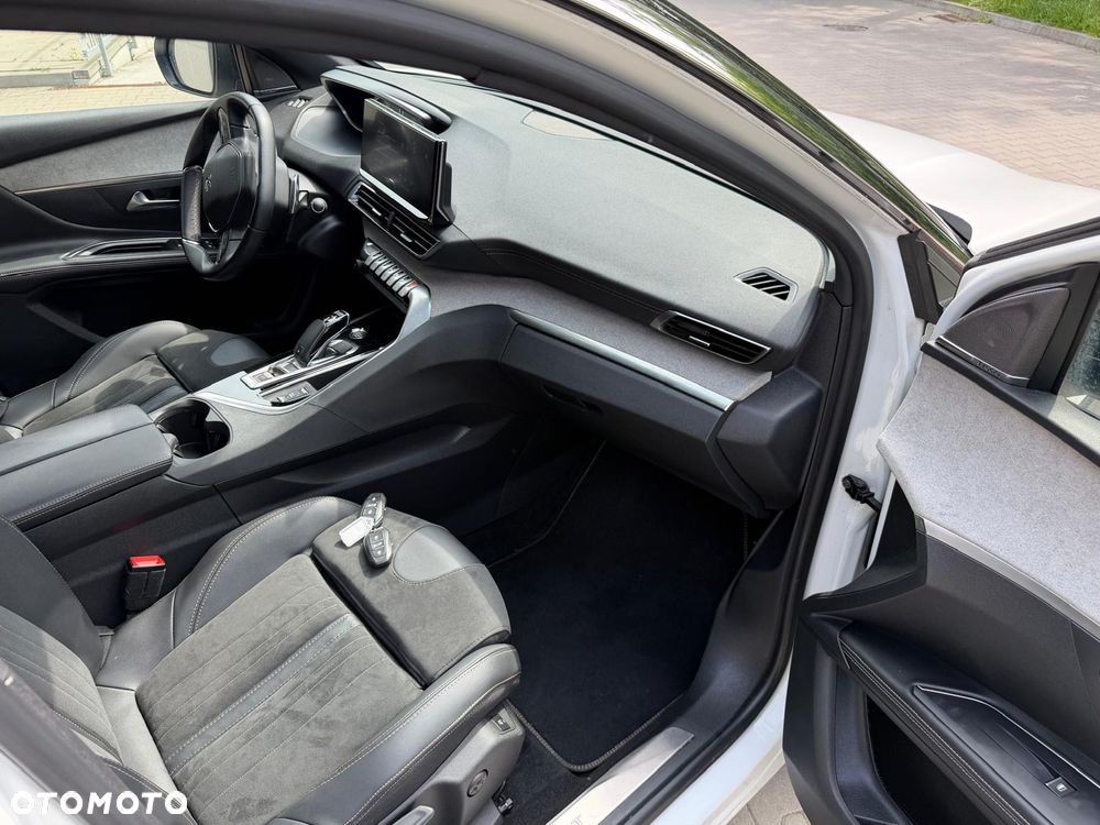 Peugeot 5008 2.0 BlueHDi GT S&S EAT8 - 26