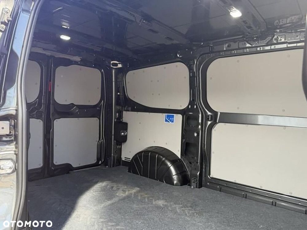 Ford transit-custom Van Limited 2.0 EcoBlue 150KM M6 FWD 320 L1 - 10