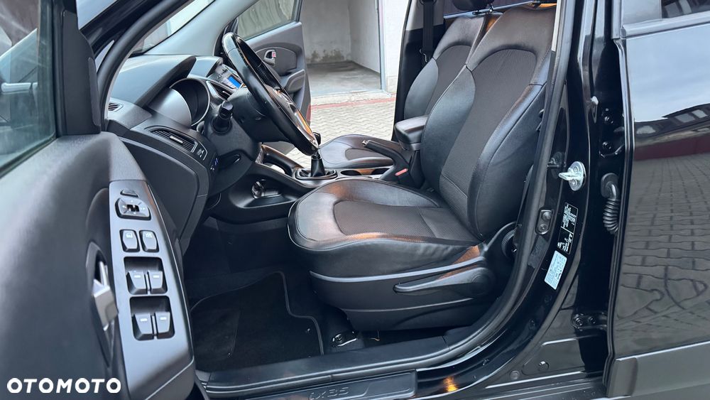 Hyundai ix35 1.7 CRDi Comfort 2WD - 21