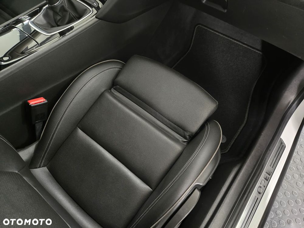 Opel Insignia Sports Tourer 2.0 Diesel Ultimate Exclusive - 27
