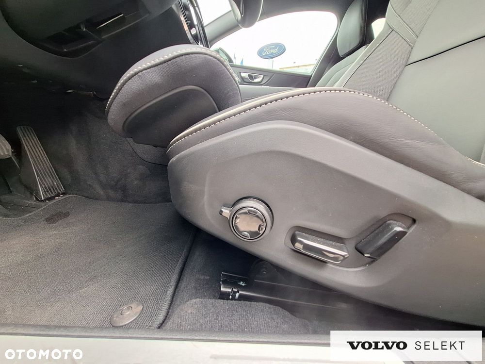 Volvo V60 - 32