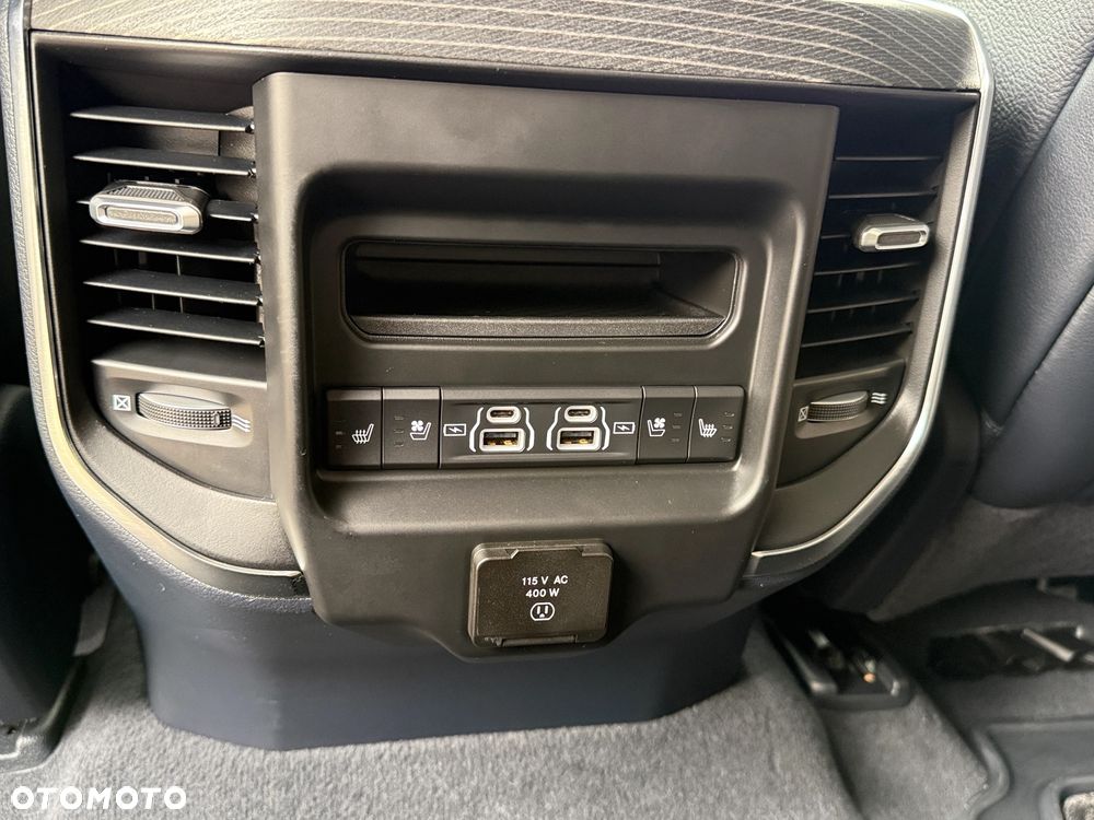 RAM 1500 5.7 Crew Cab Limited - 29