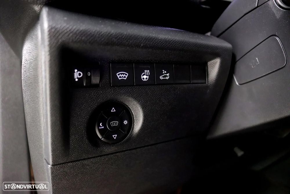 Citroën e-C4 X 50 kWh Shine - 16