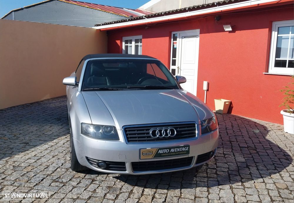 Audi A4 Cabrio 2.4 S-line - 17