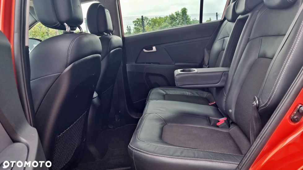 Kia Sportage 2.0 CVVT 4WD Spirit - 14