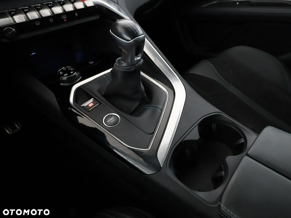 Peugeot 3008 1.2 PureTech GPF Crossway S&S - 31