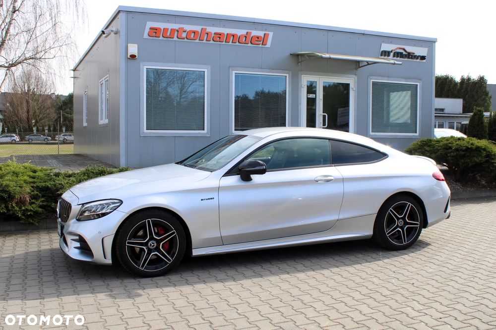 Mercedes-Benz Klasa C 200 9G-TRONIC AMG Line - 1