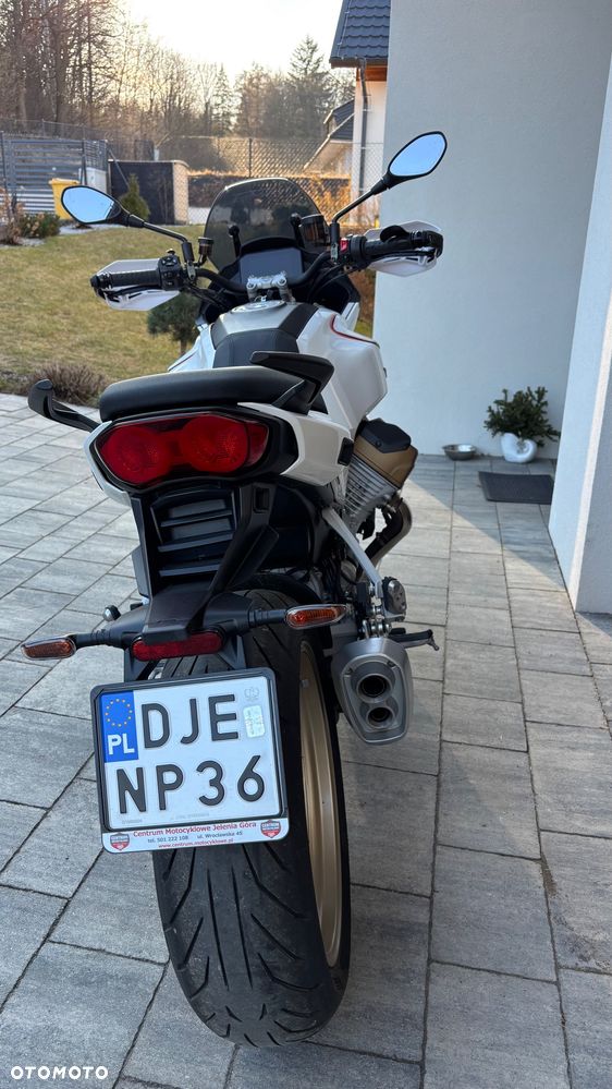 Moto Guzzi V100 Mandello - 6