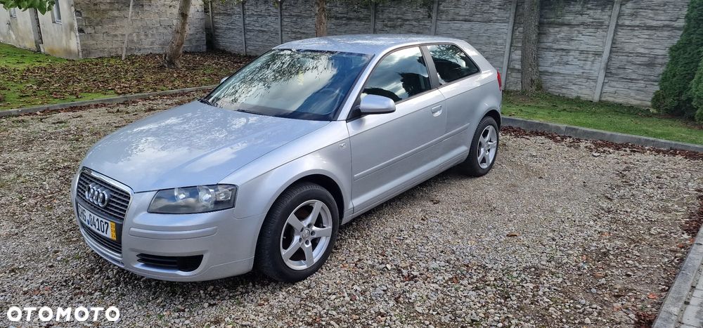 Audi A3 1.6 Ambiente - 1