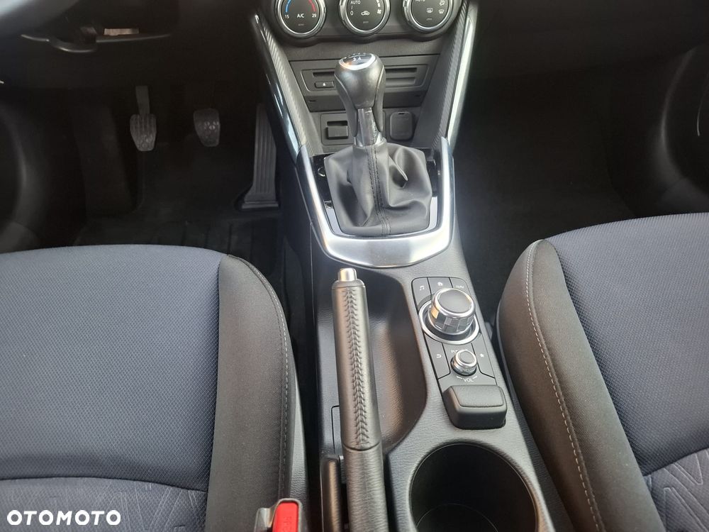 Mazda 2 - 7