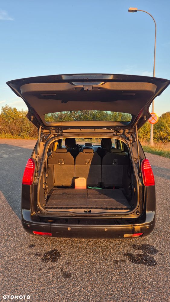 Peugeot 5008 2.0 HDi Allure 7os - 30