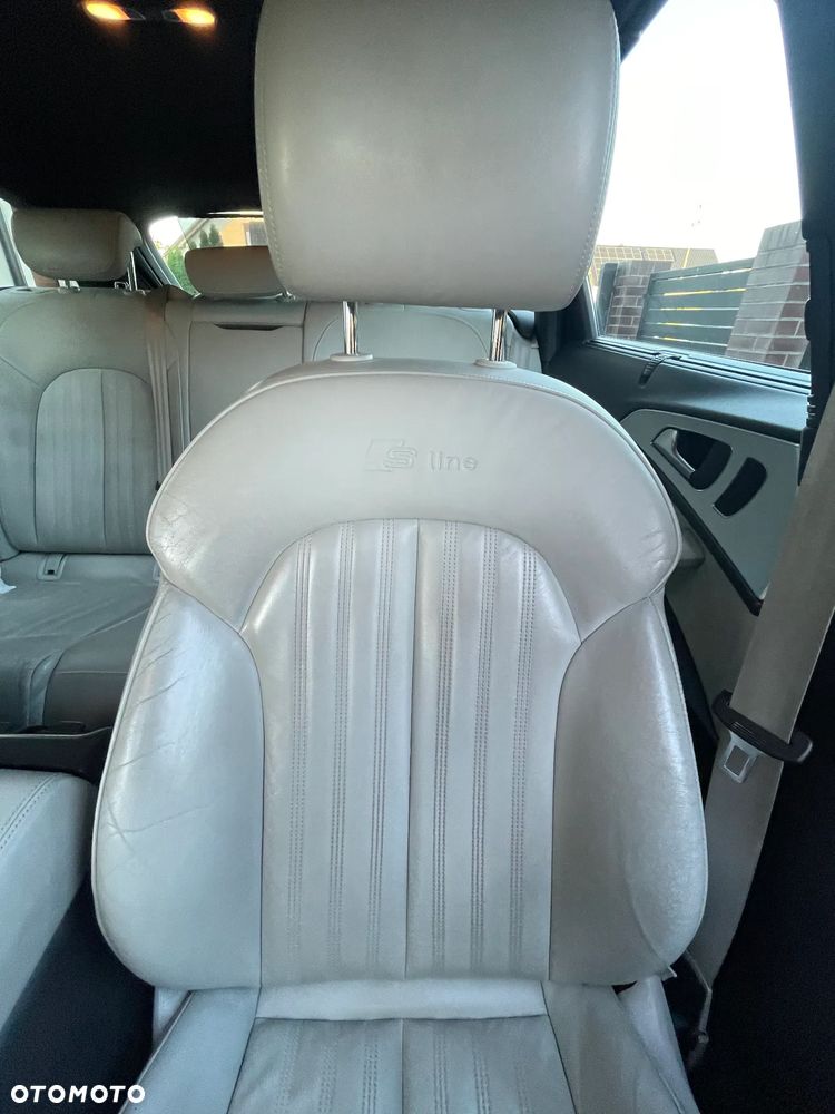 Audi A6 Avant 2.0 TDI ultra S tronic - 23