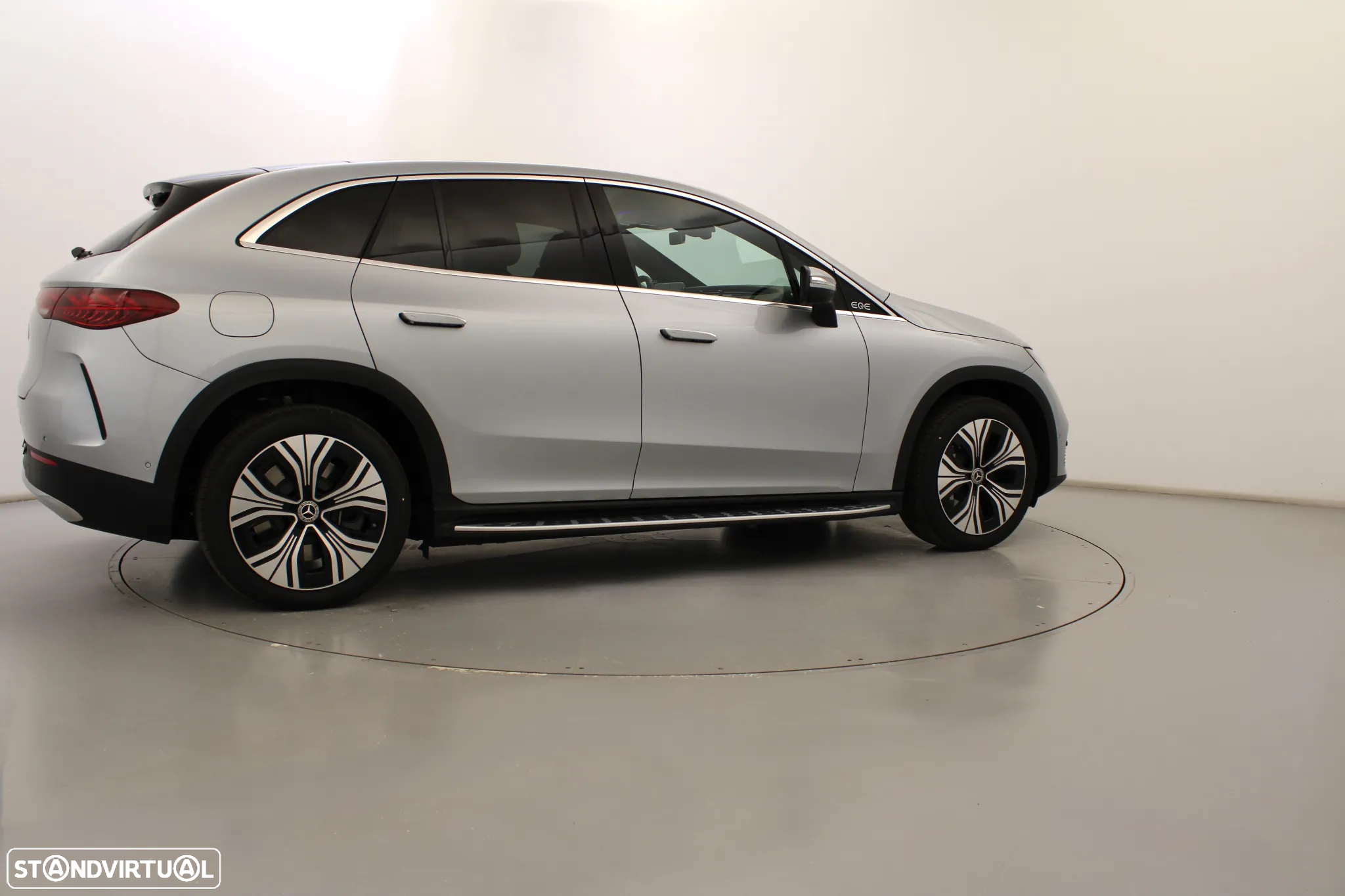 Mercedes-Benz EQE SUV 300 - 5