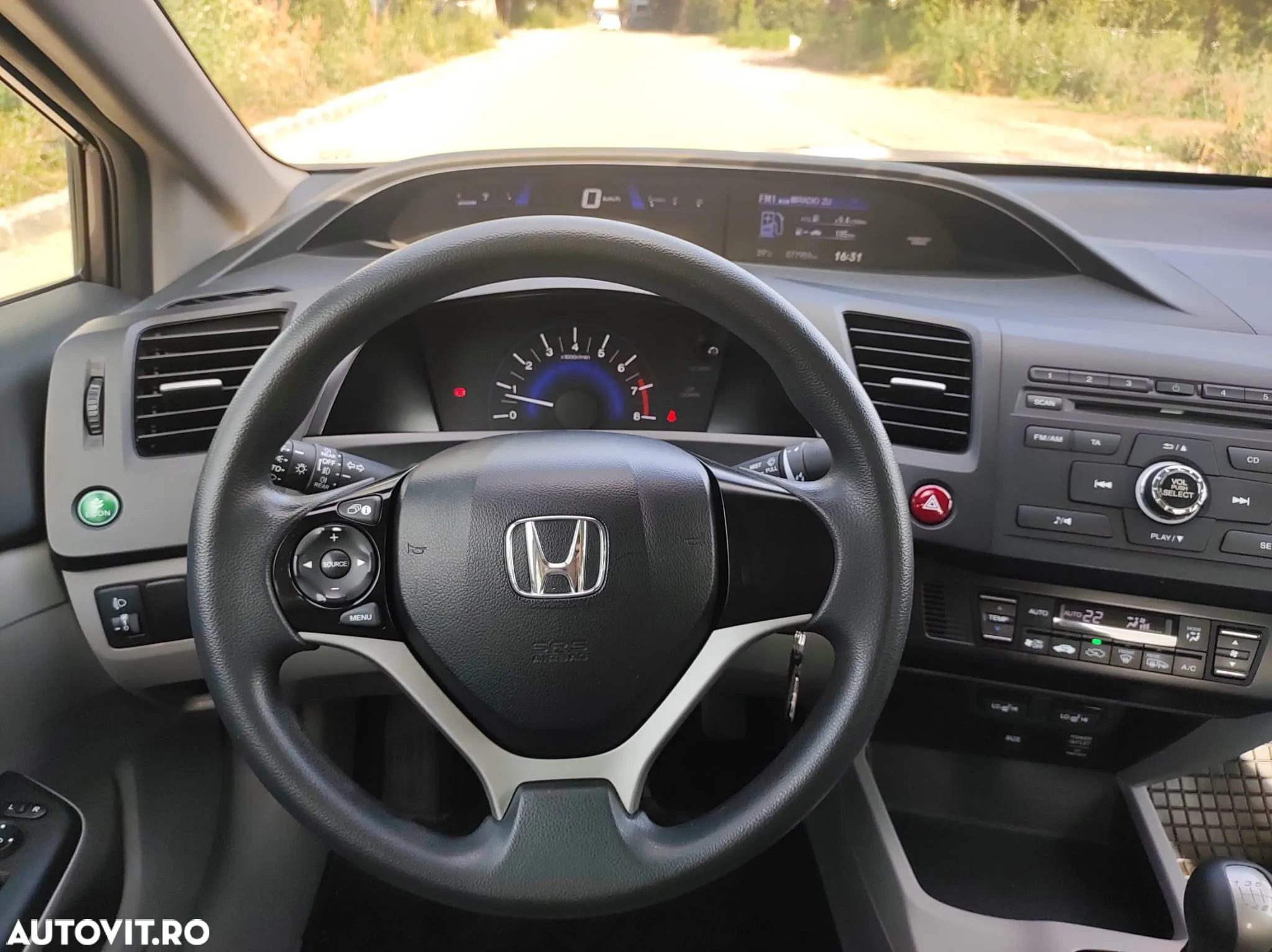 Honda Civic 1.8 MT ES - 10