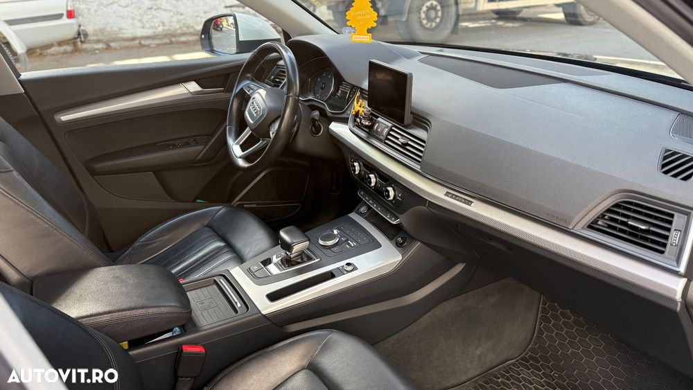 Audi Q5 2.0 40 TDI quattro S tronic Sport - 16