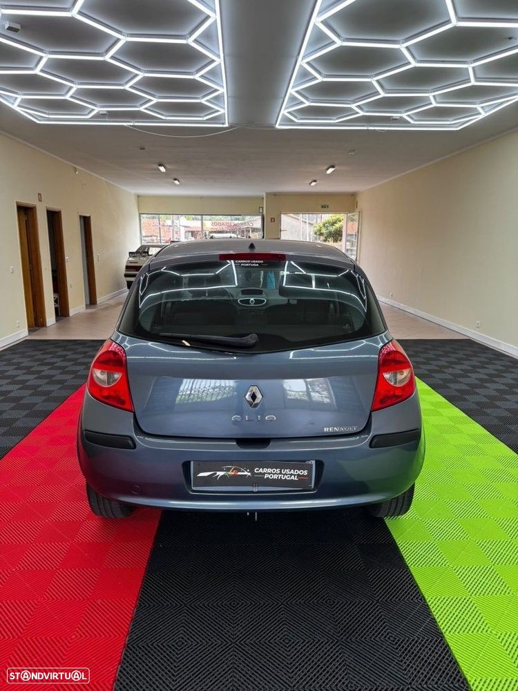 Renault Clio 1.2 16V Dynamique - 6