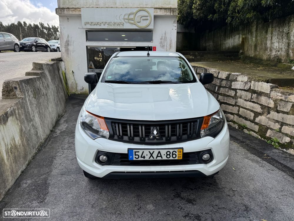 Mitsubishi L200 2.4 DI-D CD Invite 2WD - 1