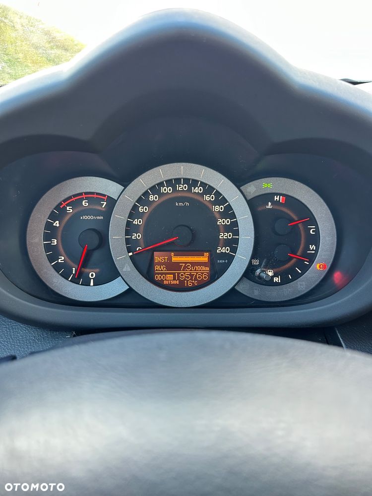 Toyota RAV4 2.2 D-CAT X Platinium NAVI - 17