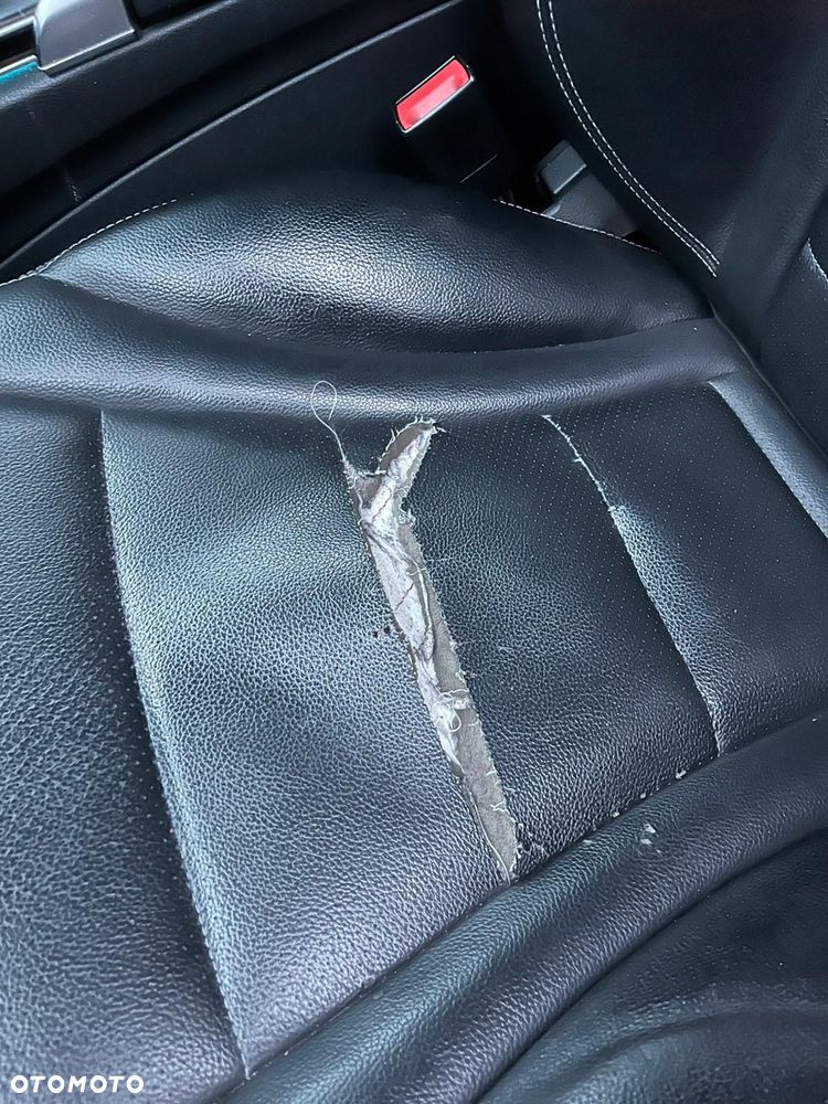 Mercedes-Benz Klasa C 200 - 12