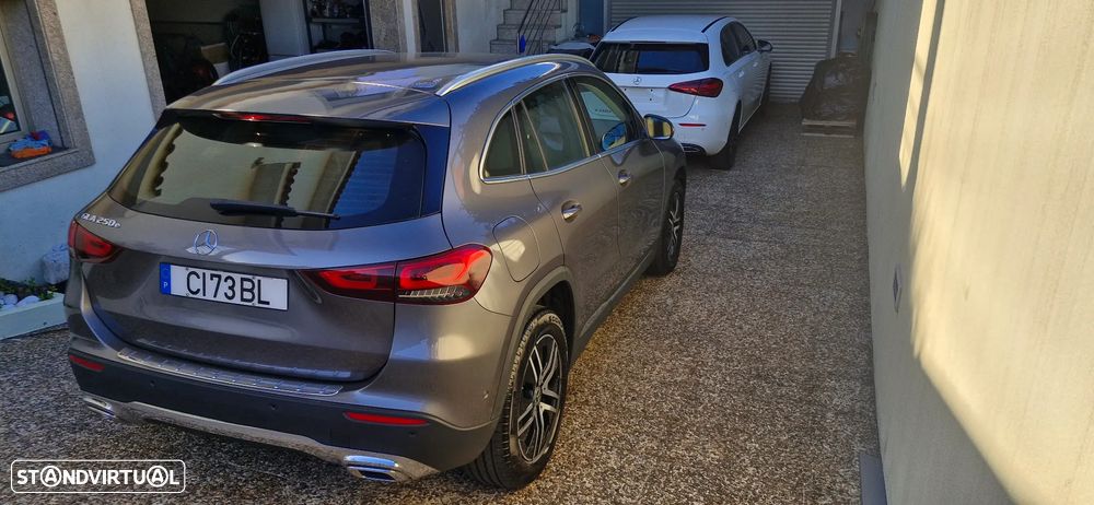 Mercedes-Benz GLA 250 e Progressive - 4