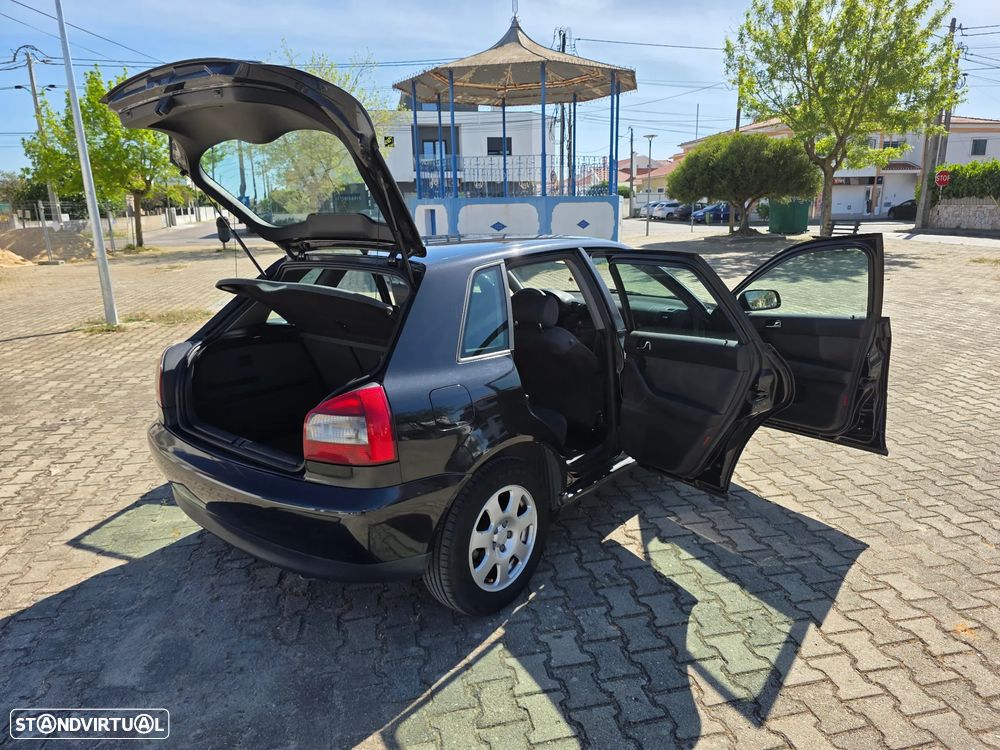 Audi A3 1.9 TDI Attraction - 24