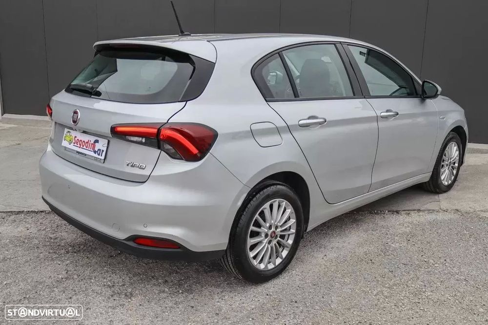 Fiat Tipo 1.3 MultiJet Life — fotografia 21